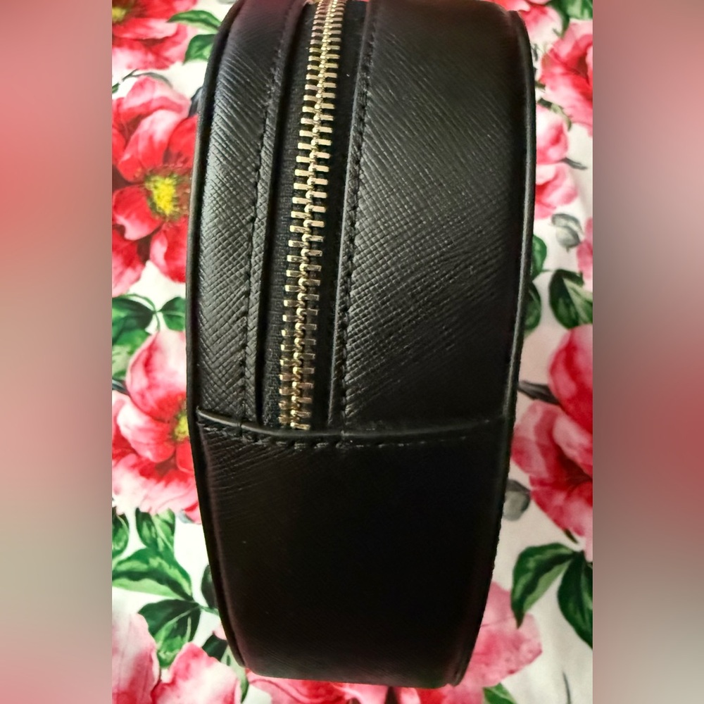 Kate Spade Love Shack Heart Crossbody Bag - Picture 10 of 15